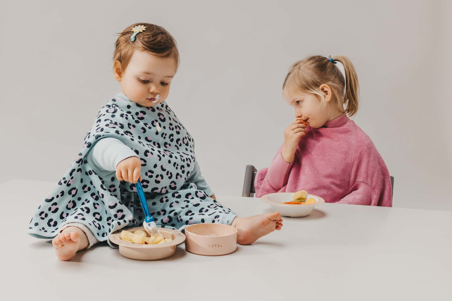 Limited Edition. Lätzchen "Boo" aus Frottee, wasserdicht, Ocean Animals | Little Casimir