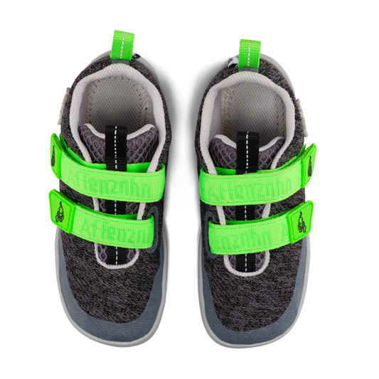 Affenzahn Knit Happy Panther: Sommerlicher Barfußspaß für kleine und große Entdecker