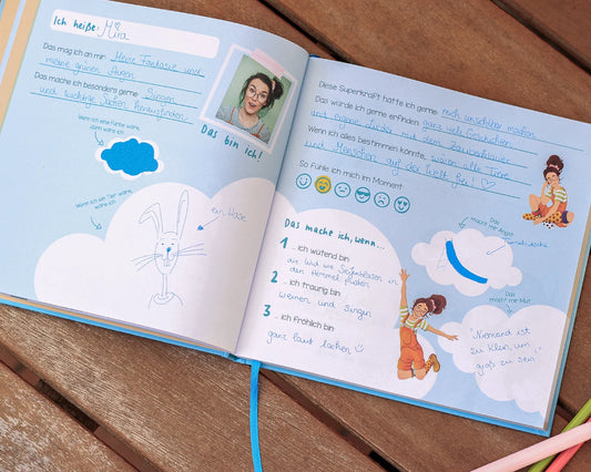 Mein Freundschaftsbuch von Mira und das fliegende Haus.