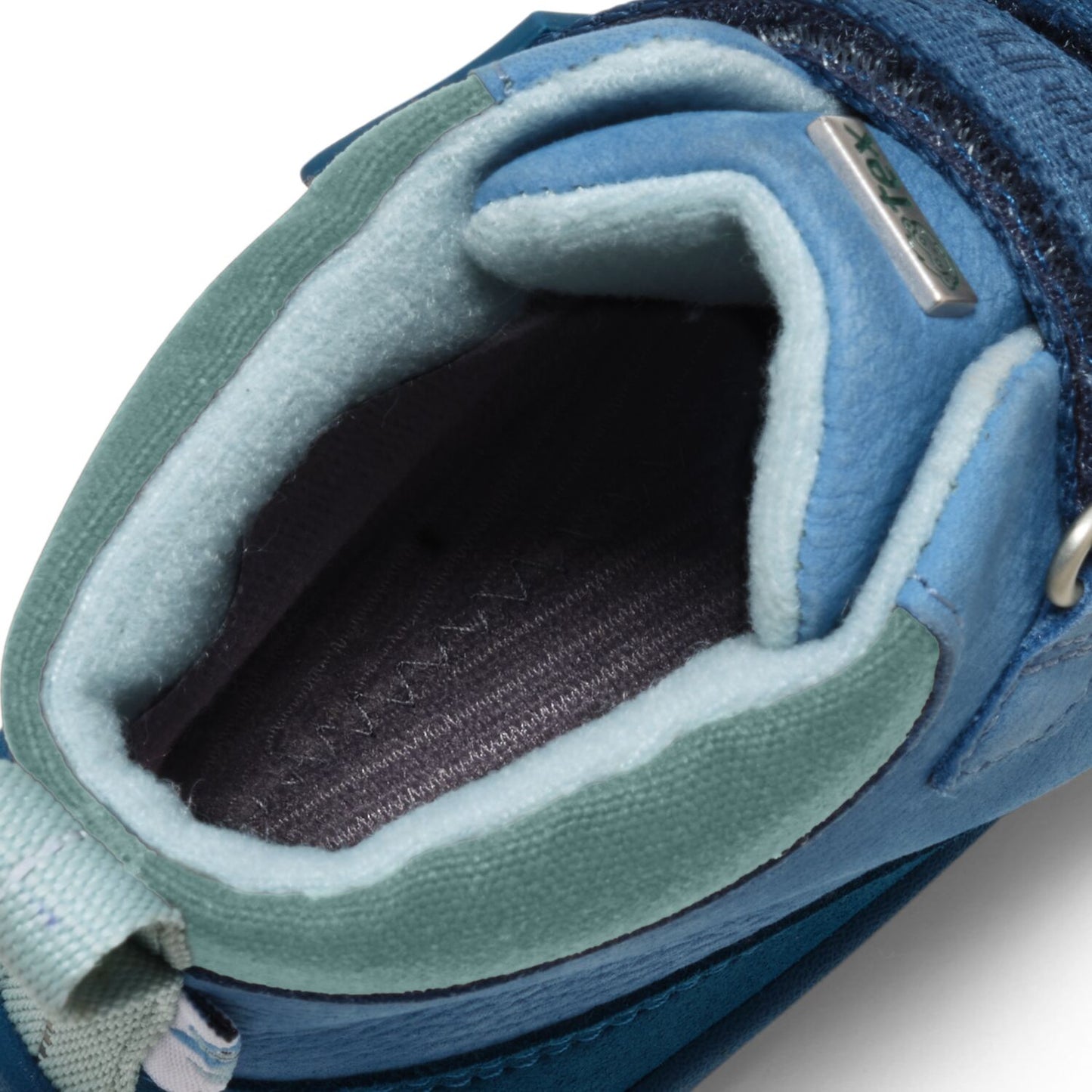affenzahn-leder-friendy-barfussschuh-herbst-nahaufnahme-innesohle-hai