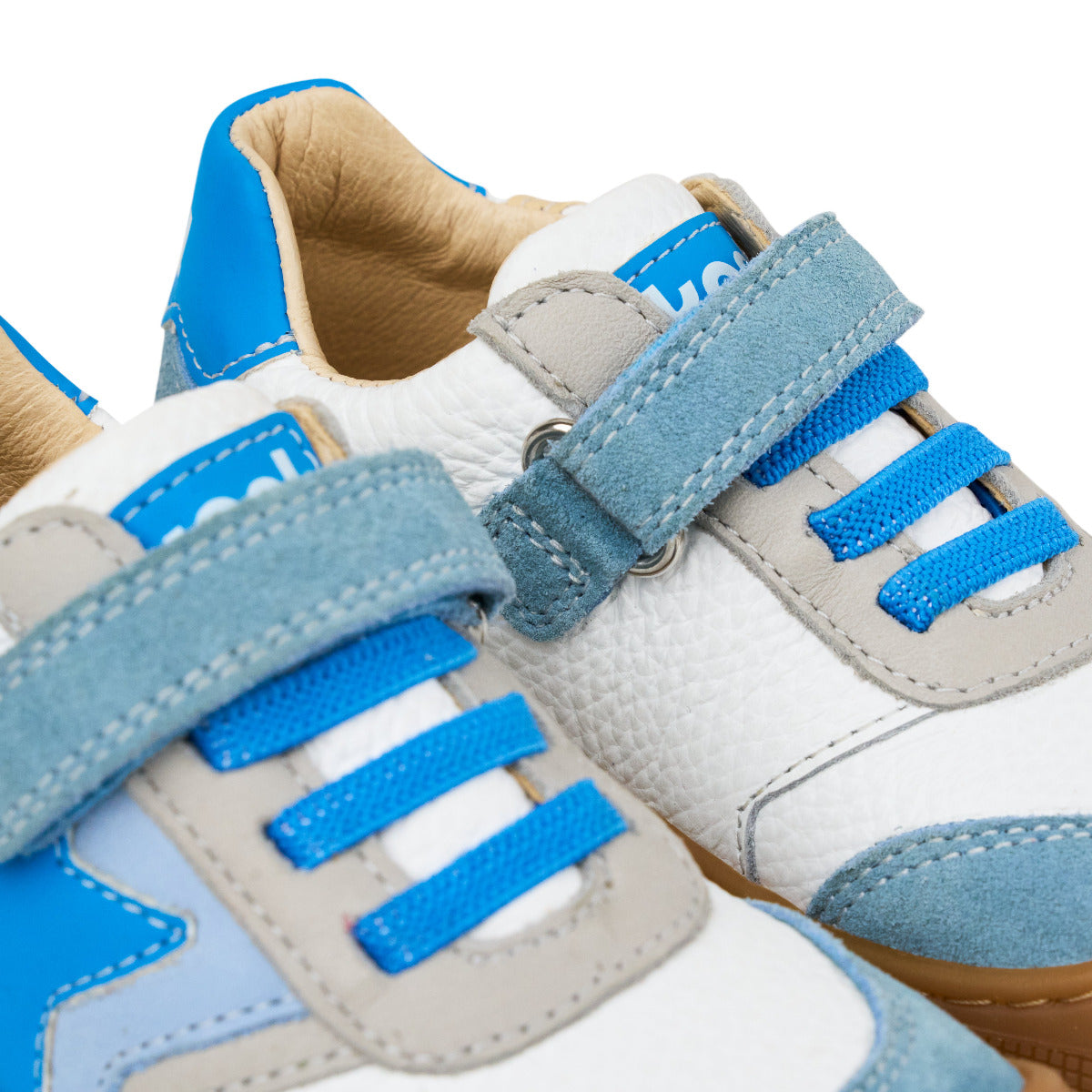 Koel DENVER Barfußsneaker aus Nappaleder in blau, Nahaufnahme