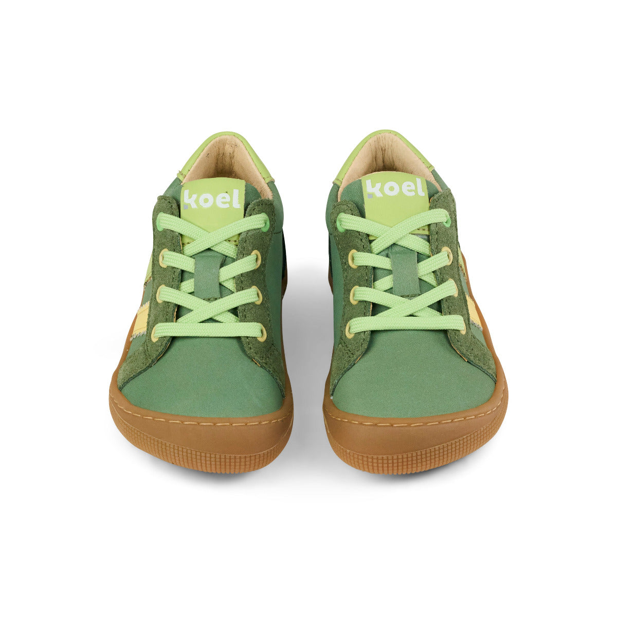 Koel Barfußsneaker für Laufanfänger in der Farbe oliv, vorderansicht Schnürer