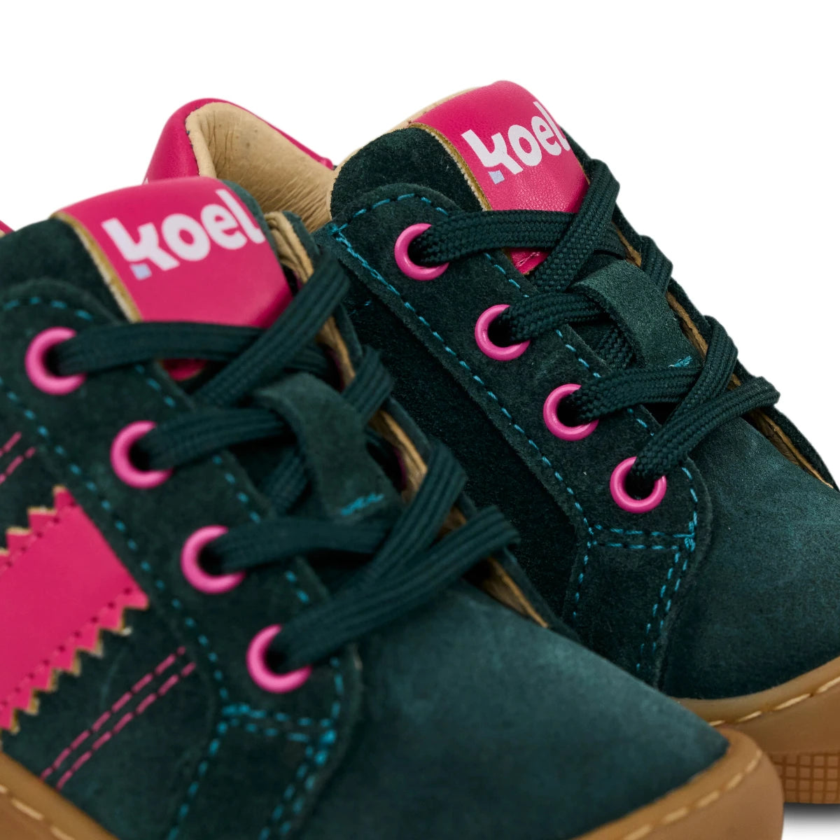 Koel DALLAS Suede Barfuß Lauflernschuh in der Farbe pink/dunkelgrün, Nahaufnahme