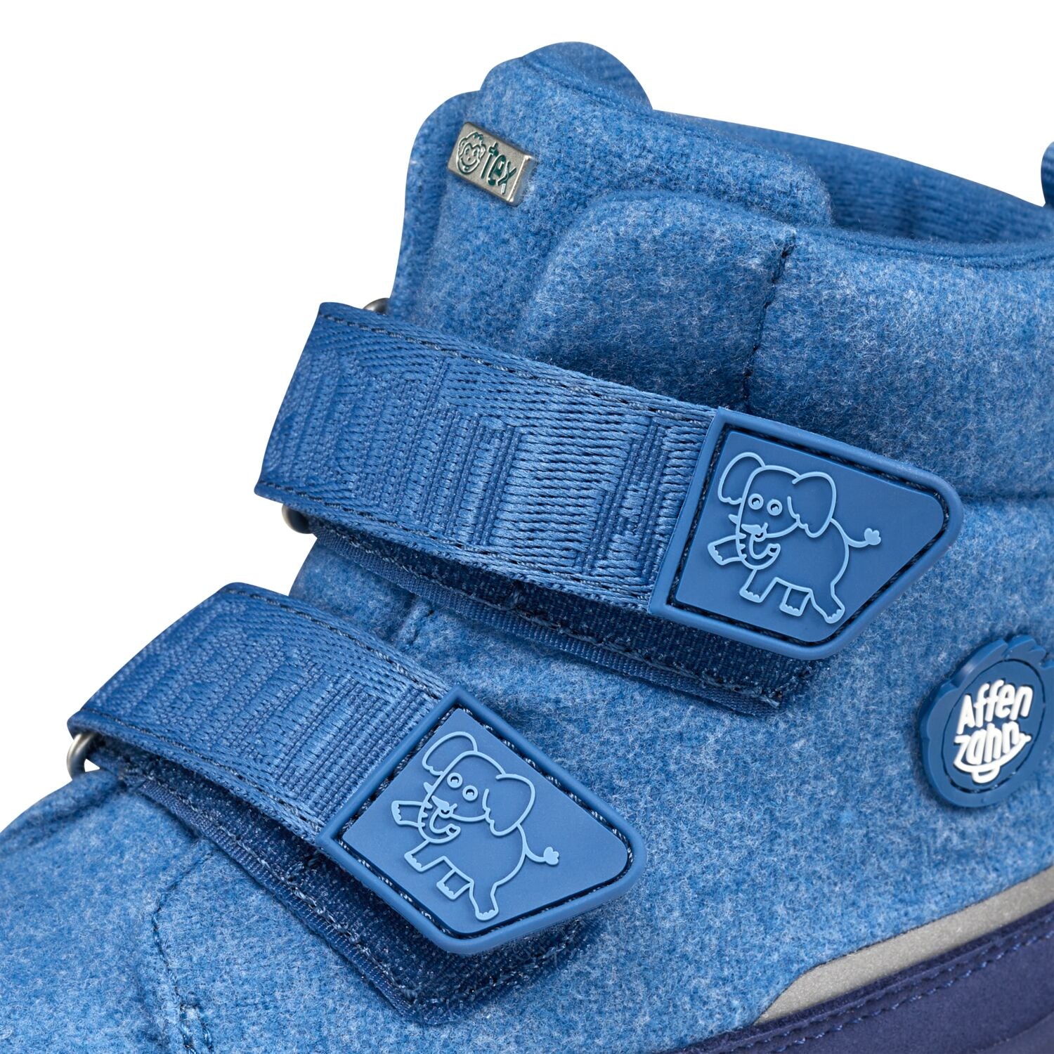 Barfußschuh mit Texmembran und Klettverschluss, Nahaufnahme