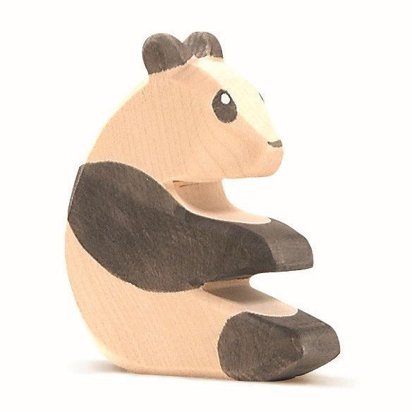 Sitzender Ostheimer Panda aus Ahornholz handbemalt