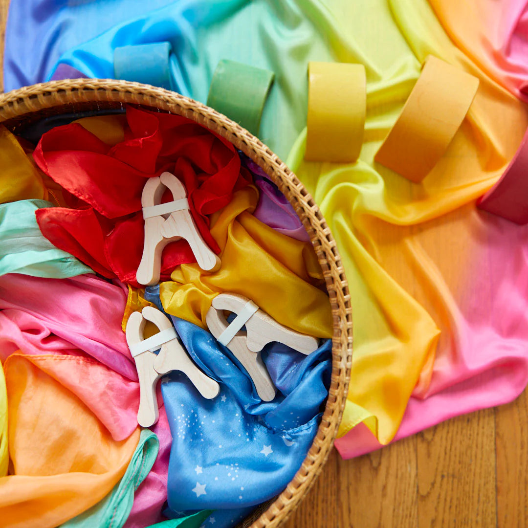 Play Clips. Holz | Sarah's Silk