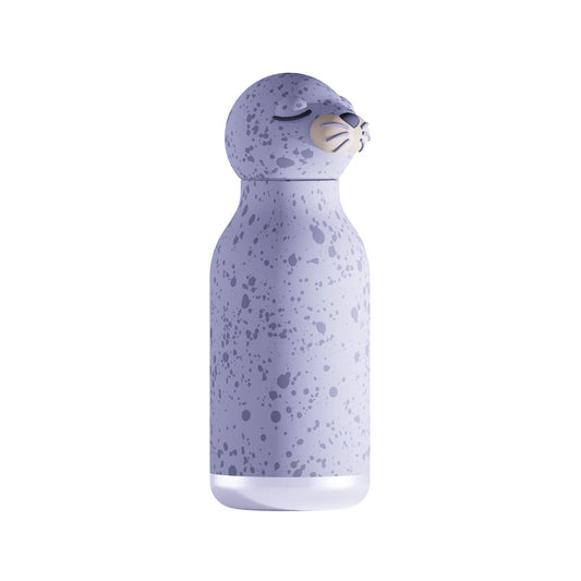 bestie by asobu. Trinkflasche. Isoliert. Seehund