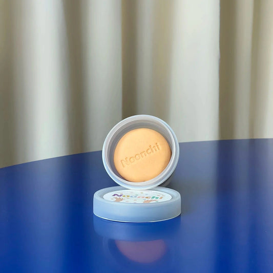 Noonchi Bio Knete im Farbton CANTALOUPE, zartes neon Pfirsich