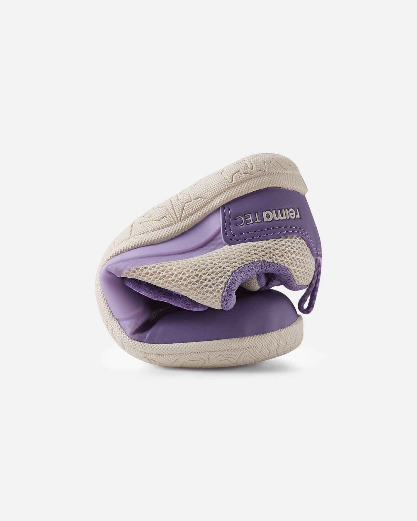 reima barfußschuhe in beige und lila, mit klettverschluß, zusammengeknautscht