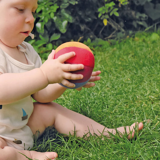 Babyrassel, Regenbogenball | Grimms