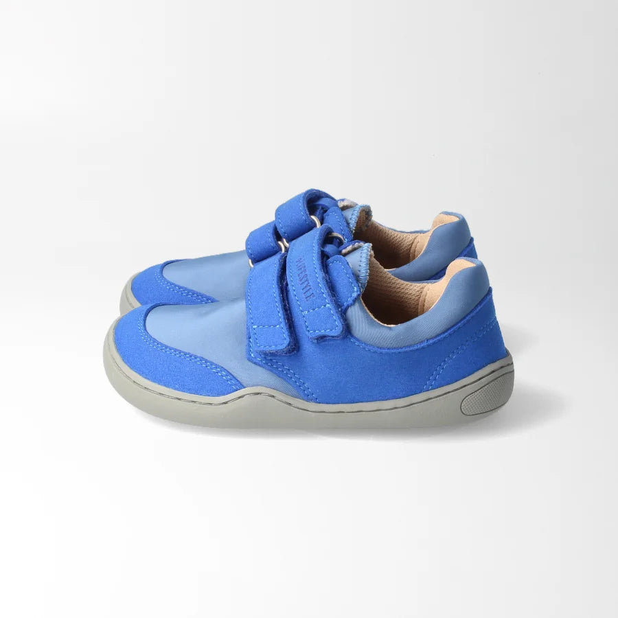 bLIFESTYLE krokodilSTYLE | Veganer Kinder-Barfuß-Sneaker in Seeblau, Seitenansicht