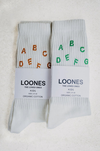 Schulkind Socken. Das ABC. Biobaumwolle | LOONES