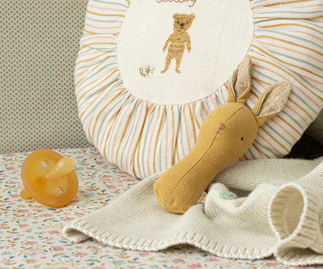 Lullaby friends, Hase Rassel. gelb | Maileg