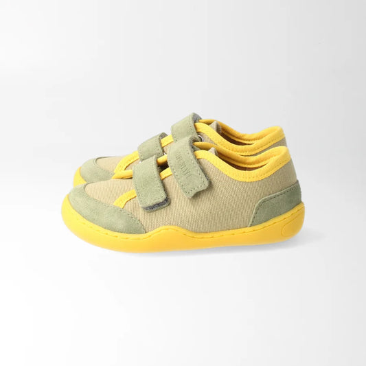 Der nasenaffeSTYLE Sneaker von Blifestyle in sattem Moosgrün - Seitenansicht