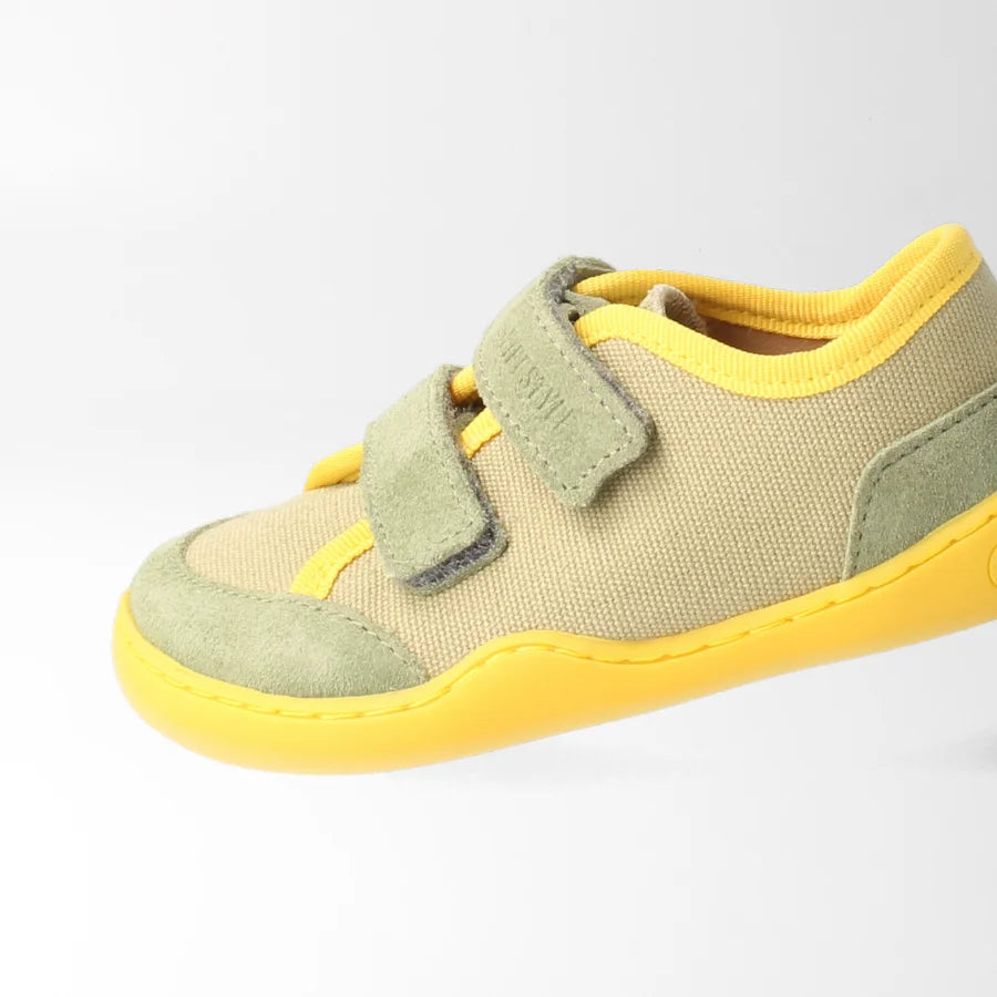 Der nasenaffeSTYLE Sneaker von Blifestyle in sattem Moosgrün - Nahaufnahme