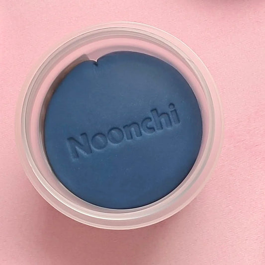 Noonchi Organics Bio-Knete – Farbe: Majorelle Blue