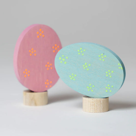 Grimm’s Steckfiguren Osterei Duo Blümchen – Altrosa und Blau mit Neon-Punkten